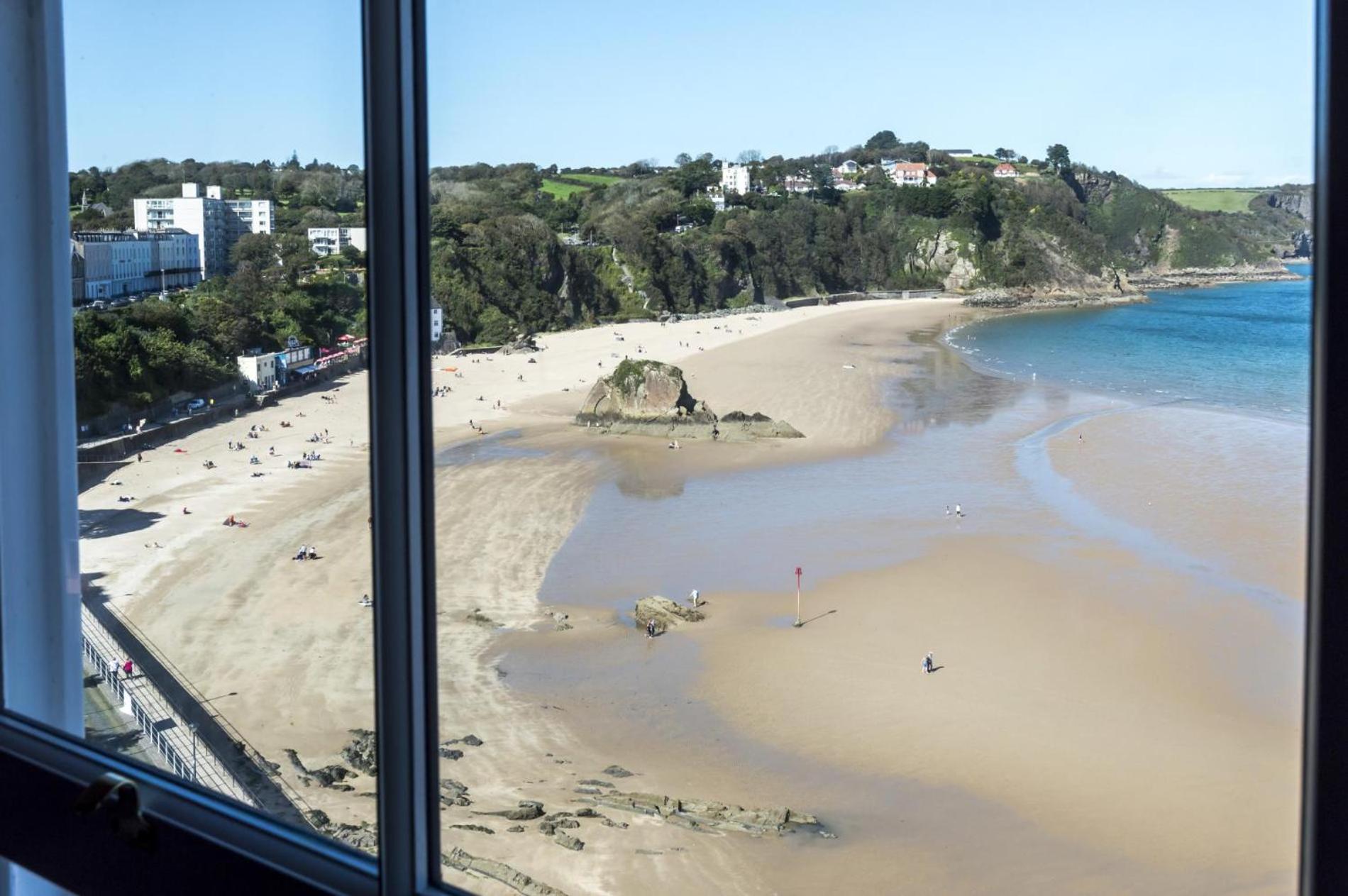 Lady Tenby - 2 Bedroom Apartment - Tenby Esterno foto