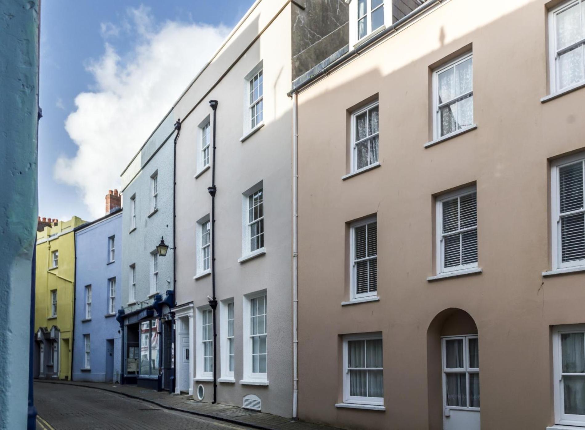 Lady Tenby - 2 Bedroom Apartment - Tenby Esterno foto