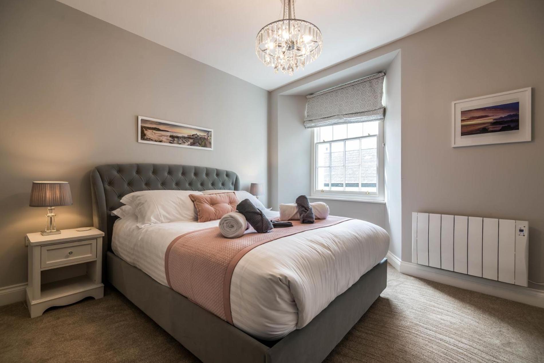 Lady Tenby - 2 Bedroom Apartment - Tenby Esterno foto